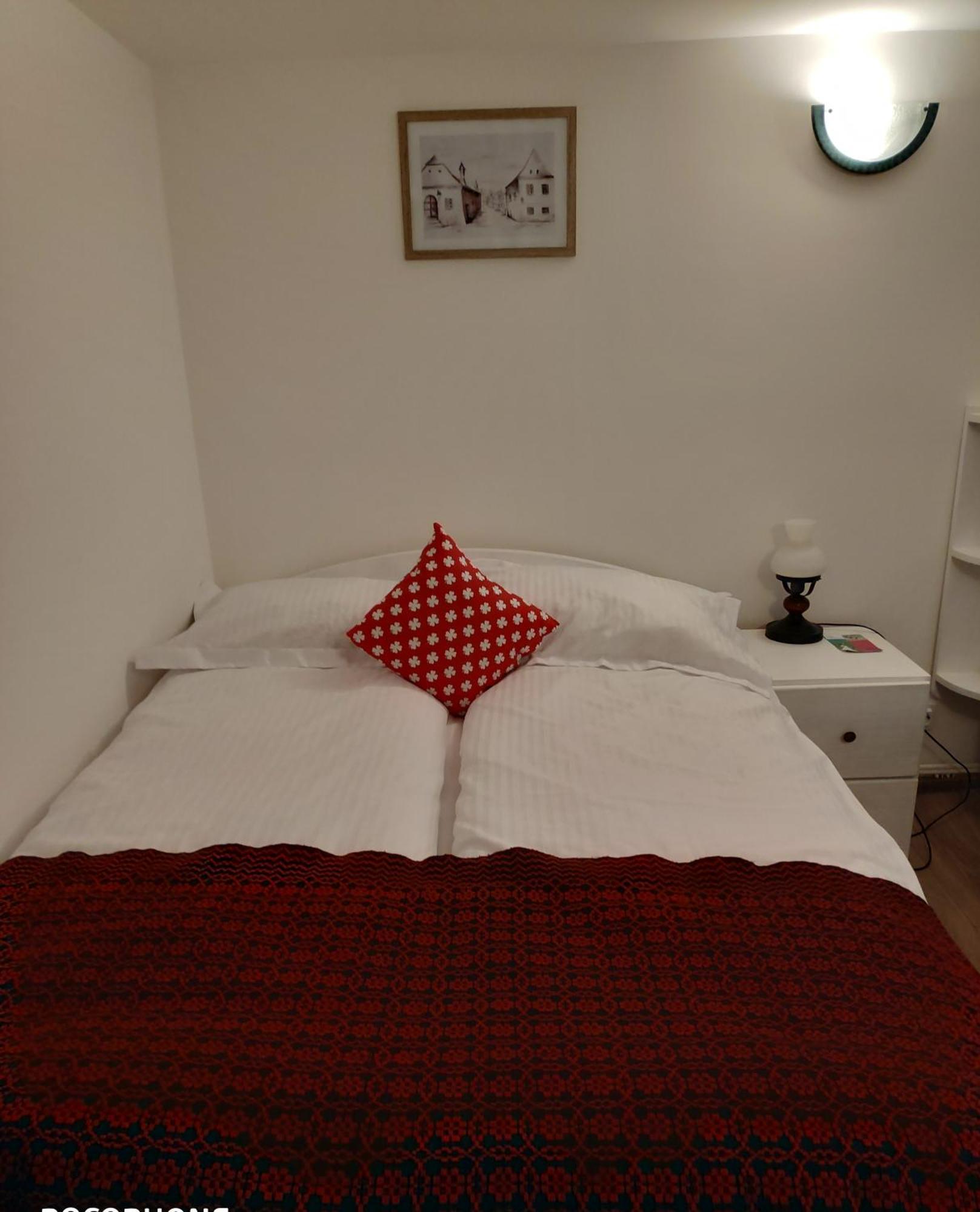 Republicii Rustic Apartament In Brasov City Center Luaran gambar