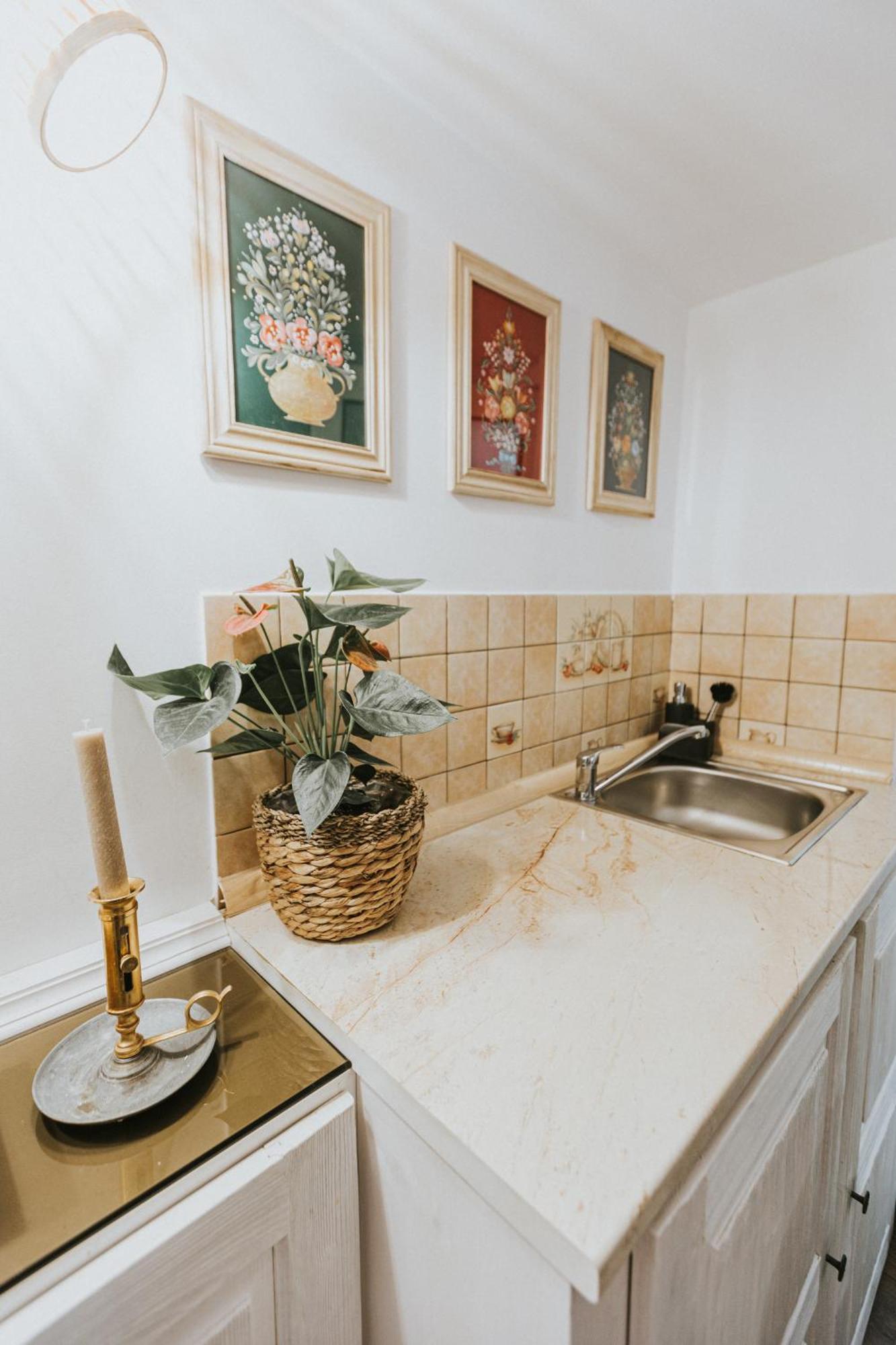 Republicii Rustic Apartament In Brasov City Center Luaran gambar
