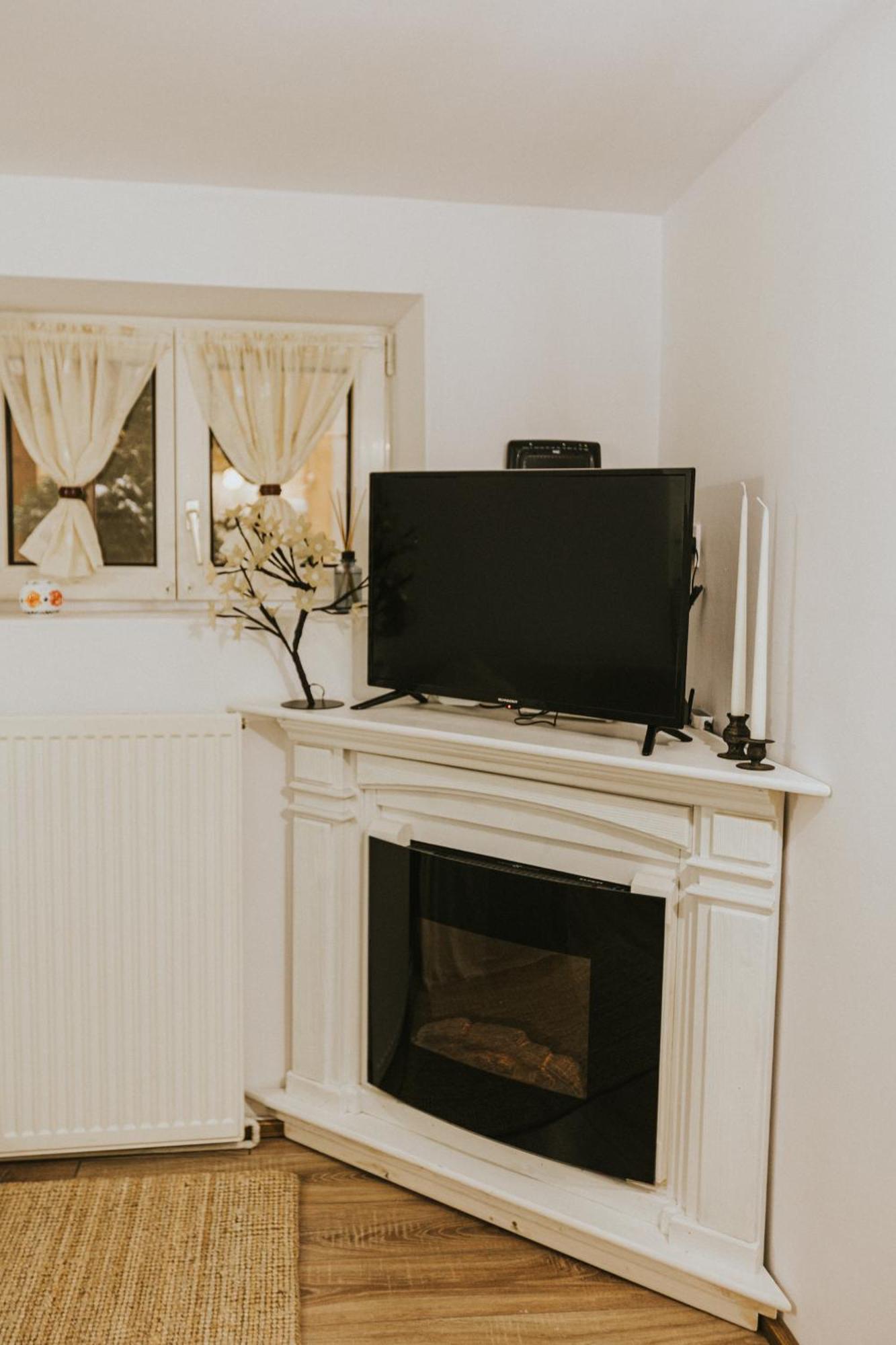 Republicii Rustic Apartament In Brasov City Center Luaran gambar