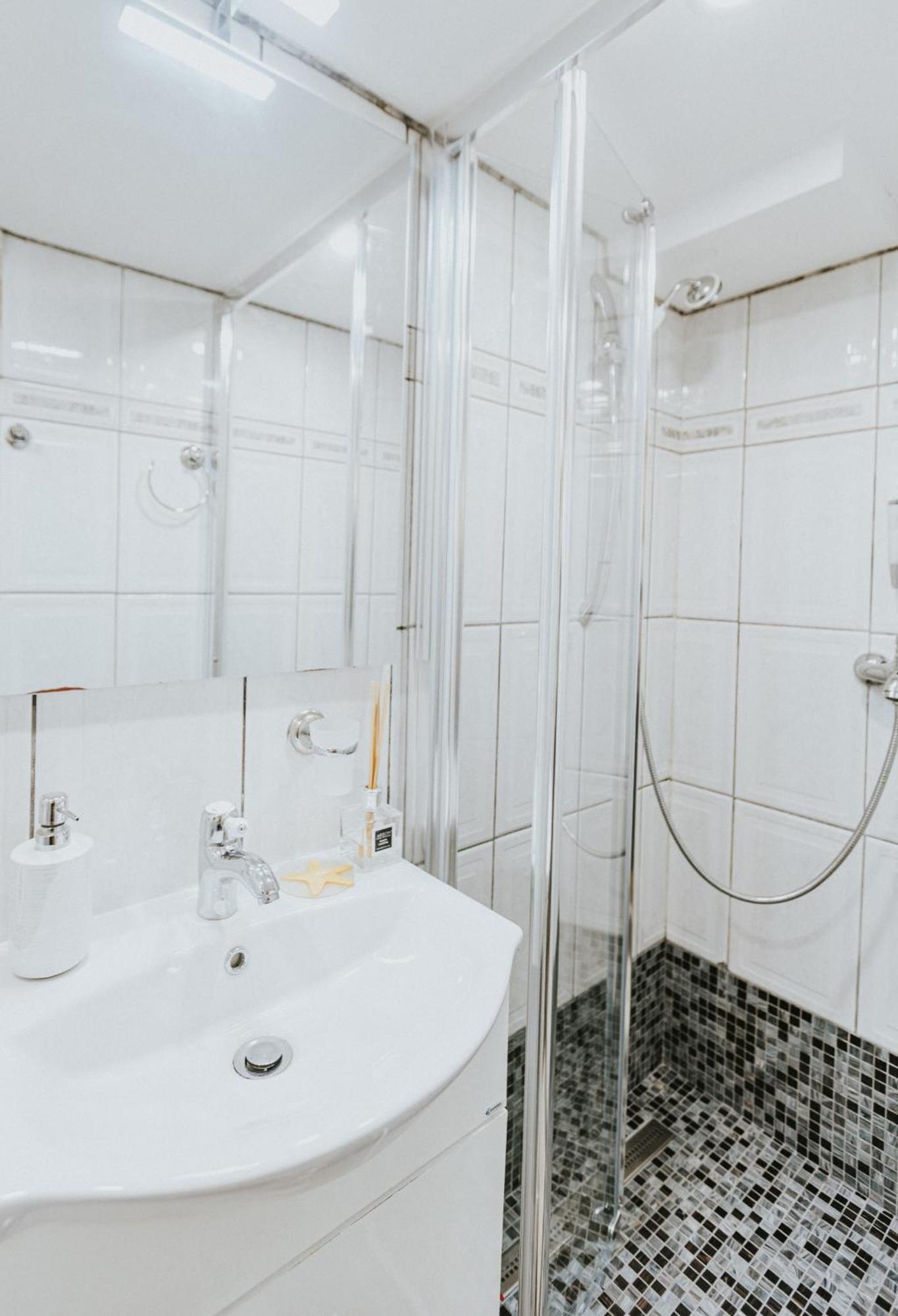 Republicii Rustic Apartament In Brasov City Center Luaran gambar