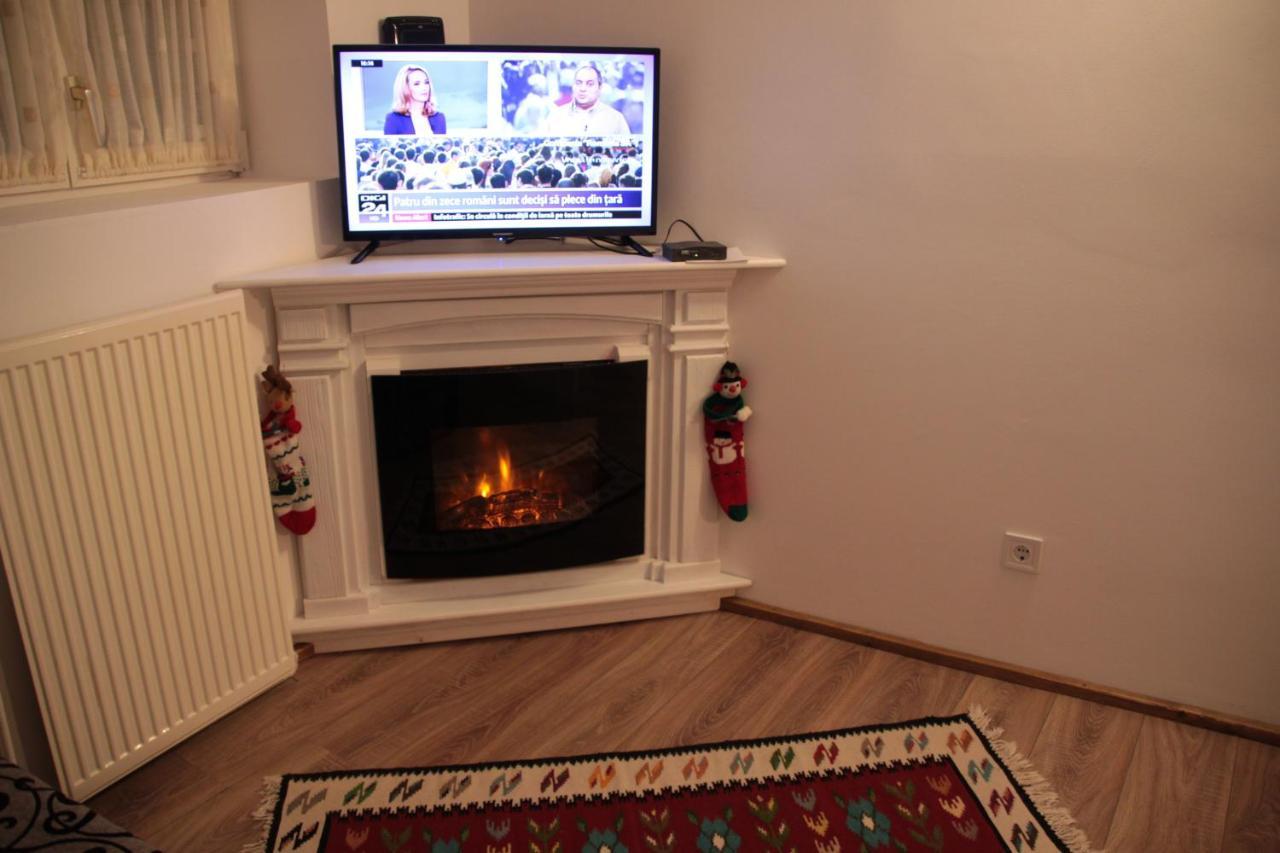Republicii Rustic Apartament In Brasov City Center Luaran gambar
