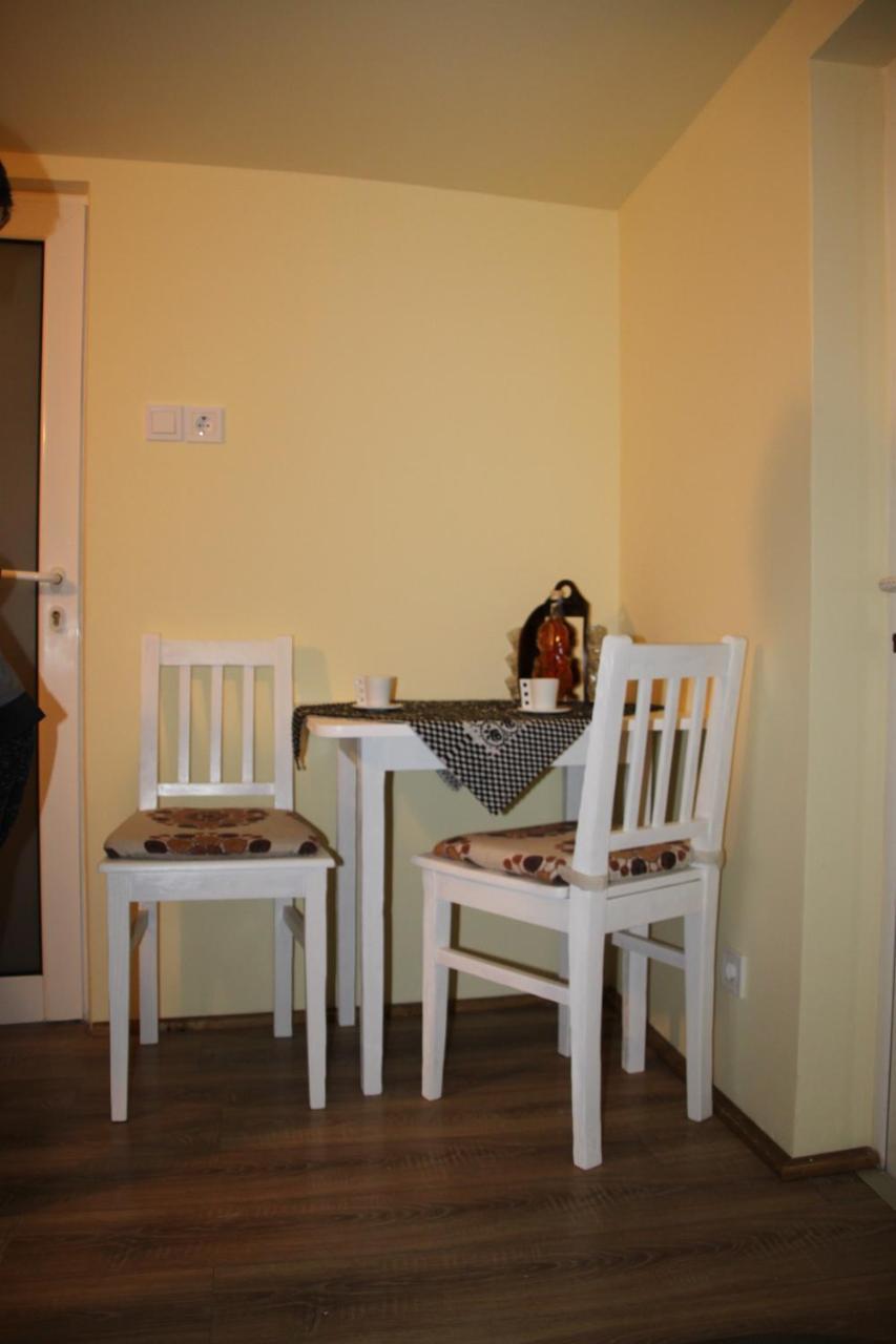 Republicii Rustic Apartament In Brasov City Center Luaran gambar