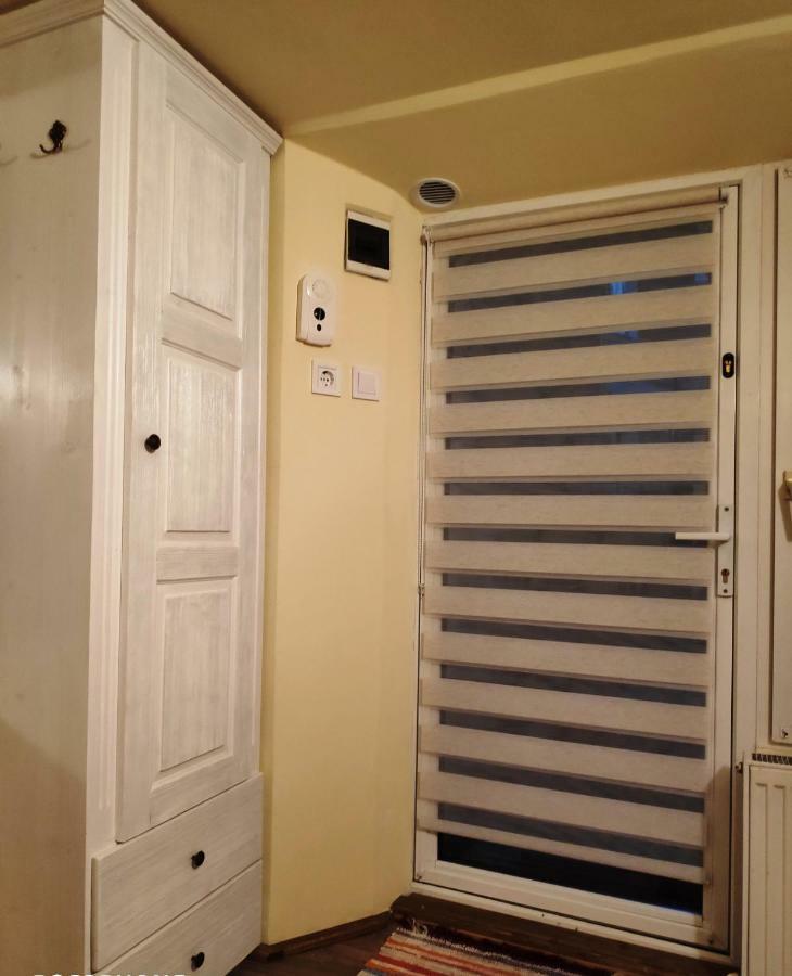 Republicii Rustic Apartament In Brasov City Center Luaran gambar